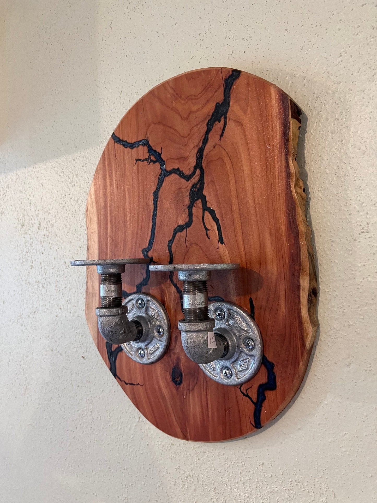 Industrial sconce with Lichtenberg fracturing