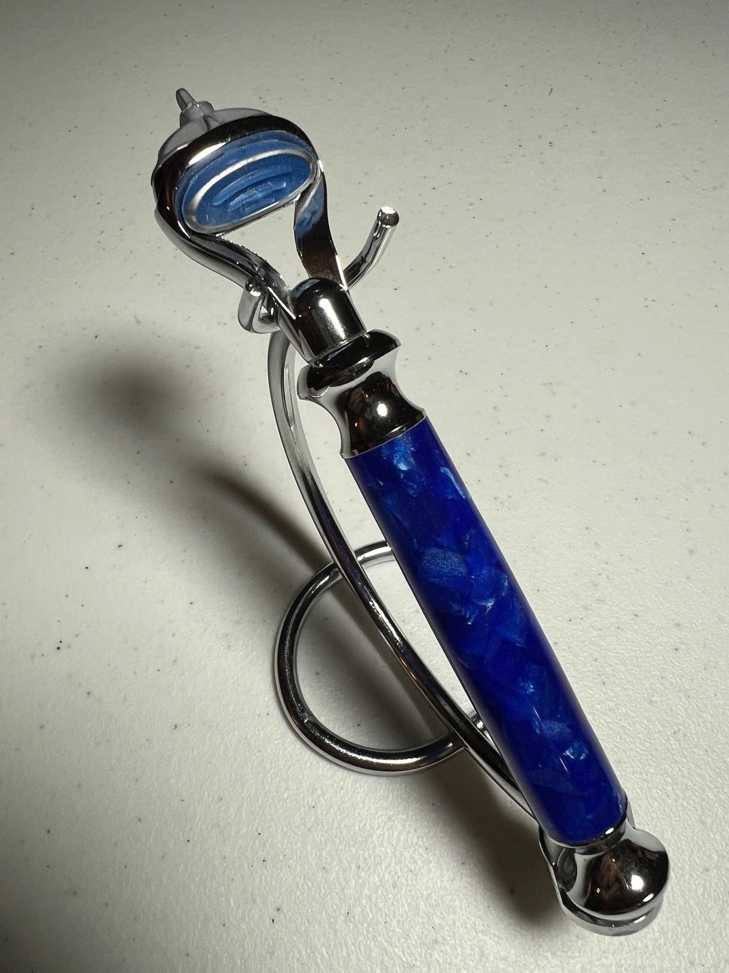 Gillette Fusion Razor handle chrome with blue handle and optional holder
