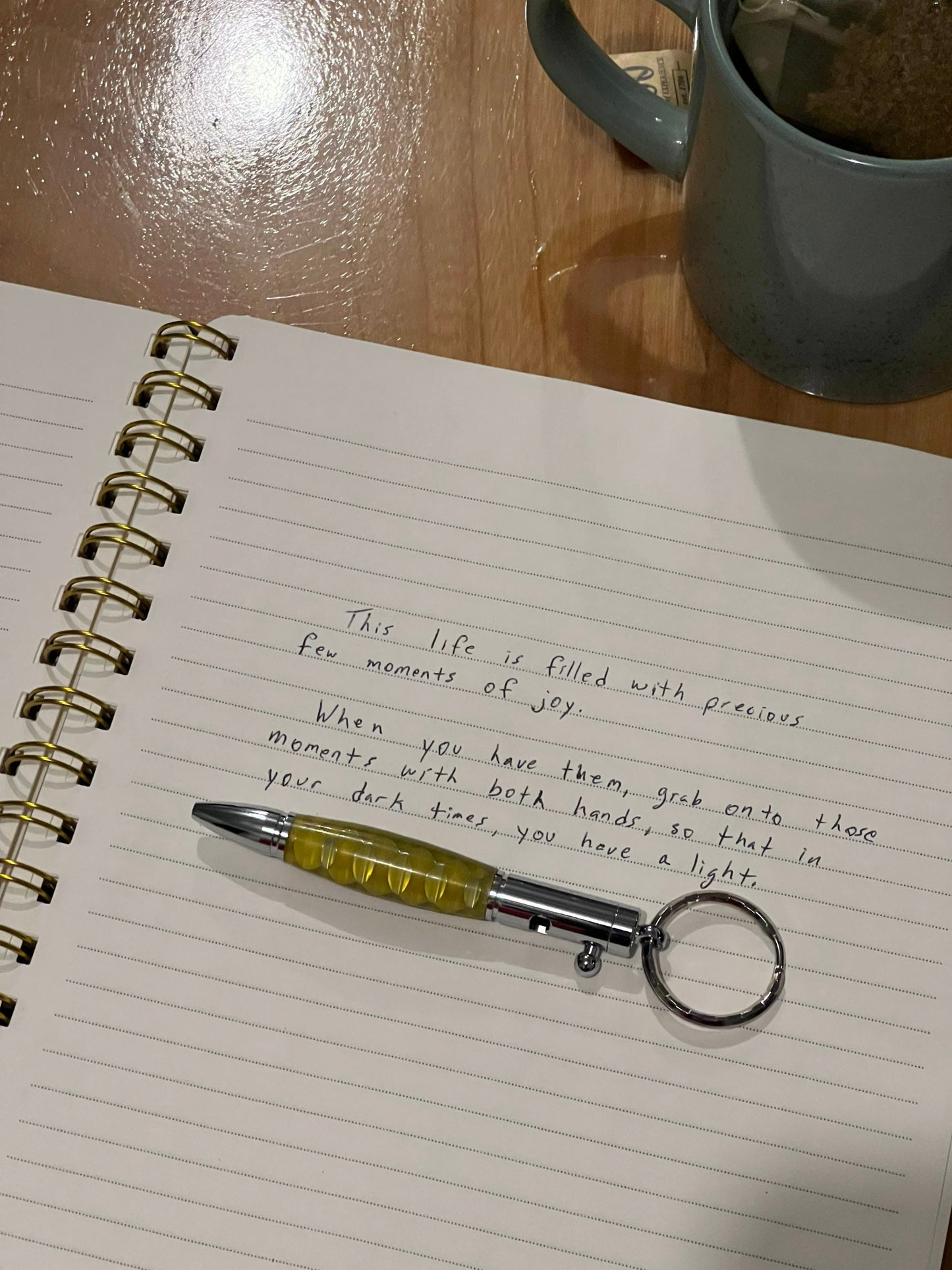 Keychain pen chrome with yellow snake skin pattern