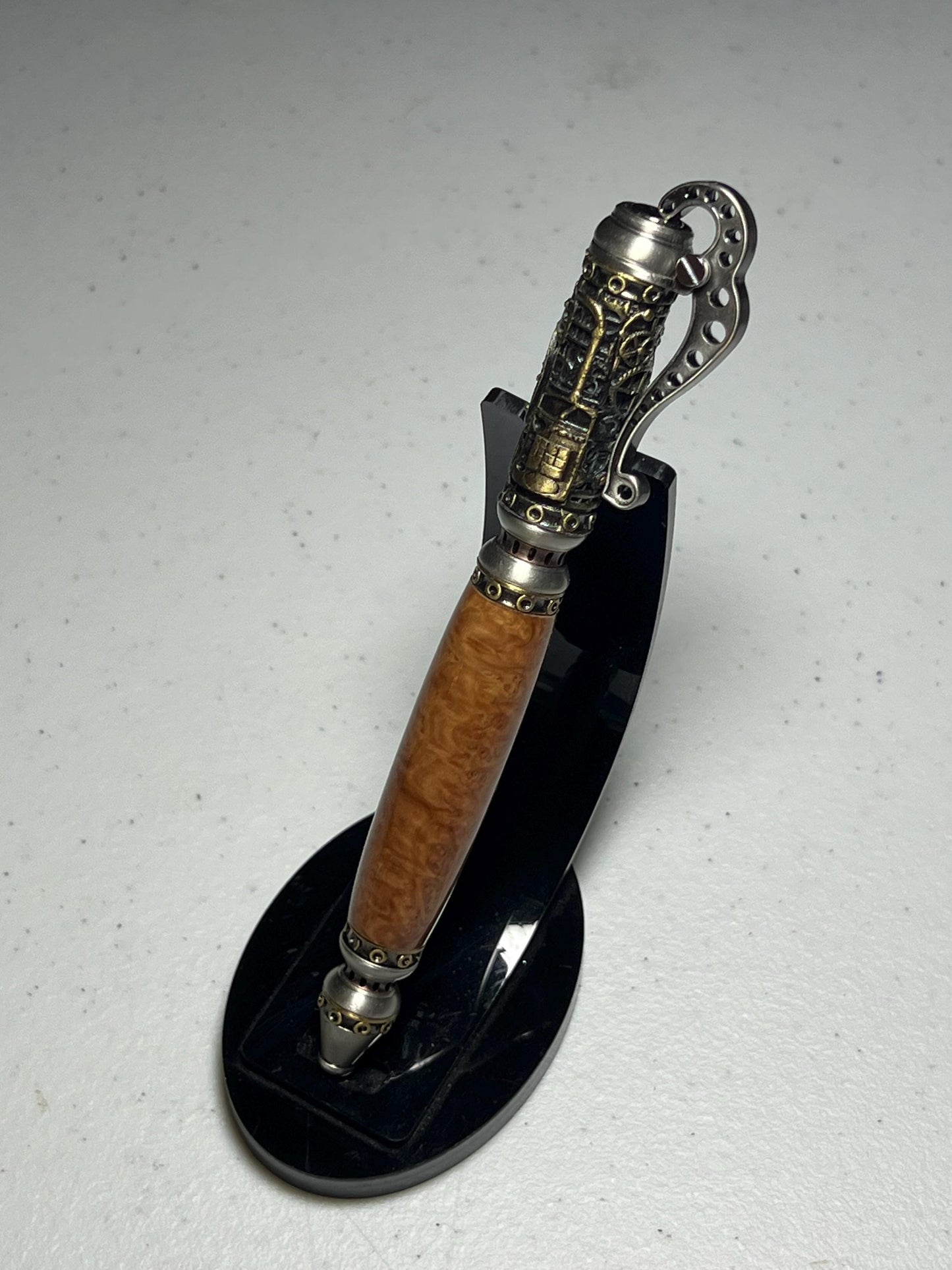 Steampunk pen with brown mallee burl.
