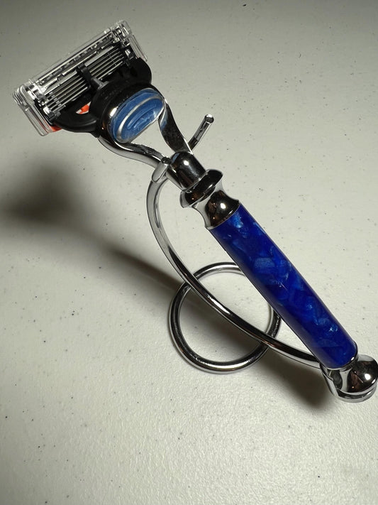 Gillette Fusion Razor handle chrome with blue handle and optional holder