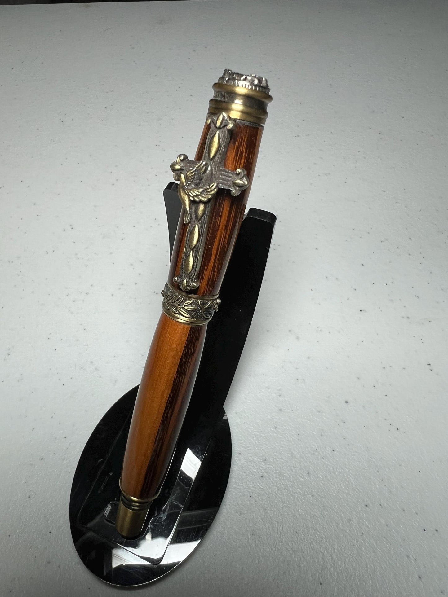 Amazing grace pen antique brass with olive wood