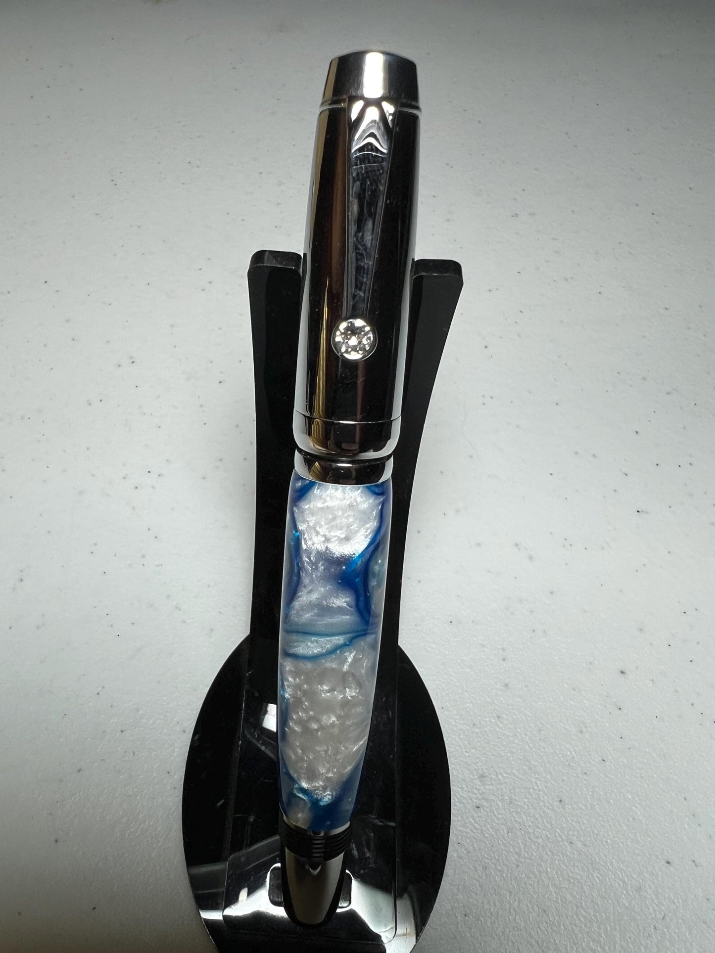 Arete Fountain Pen with blue/white swirl barrel