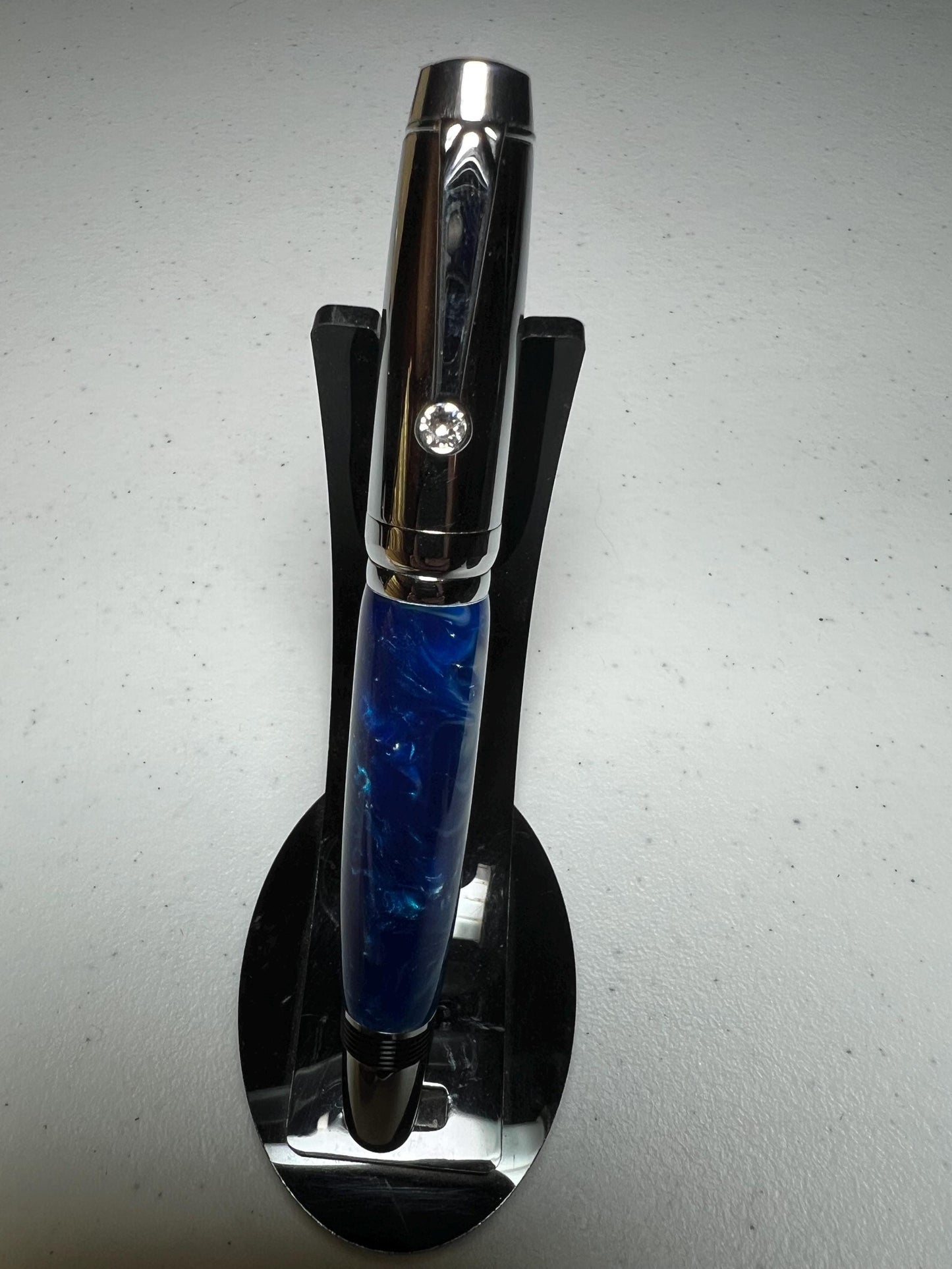 Arete Fountain Pen with blue/white swirl barrel